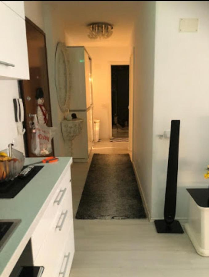 Lovely 2 Bedroom Condo In Gjilan. Extérieur photo